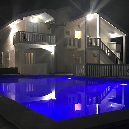Apartments Vila Lazarevic Tivat Exterior foto