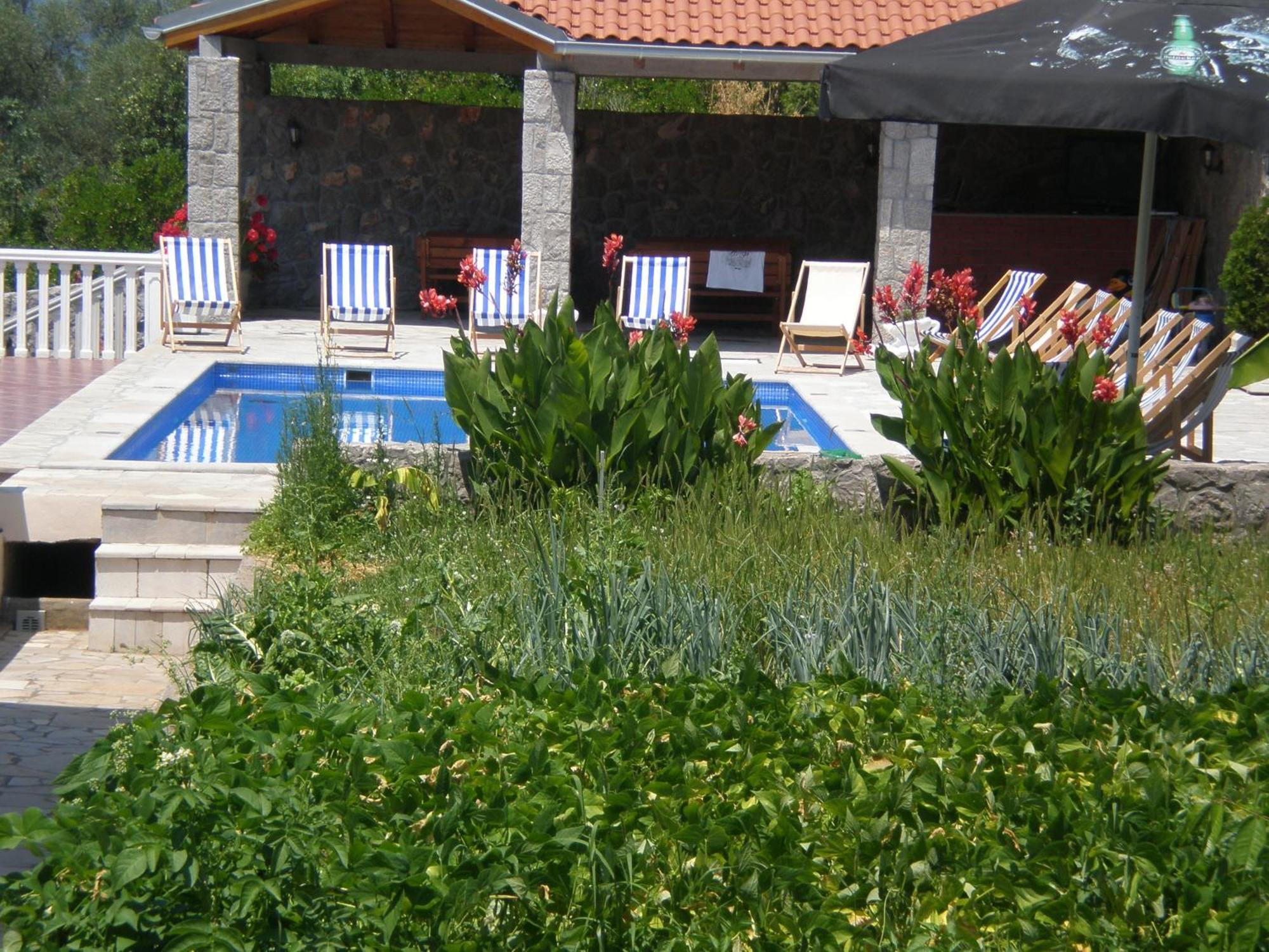 Apartments Vila Lazarevic Tivat Exterior foto